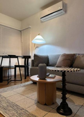 Modern Eclectic 1BR by Downtown, Airport & More